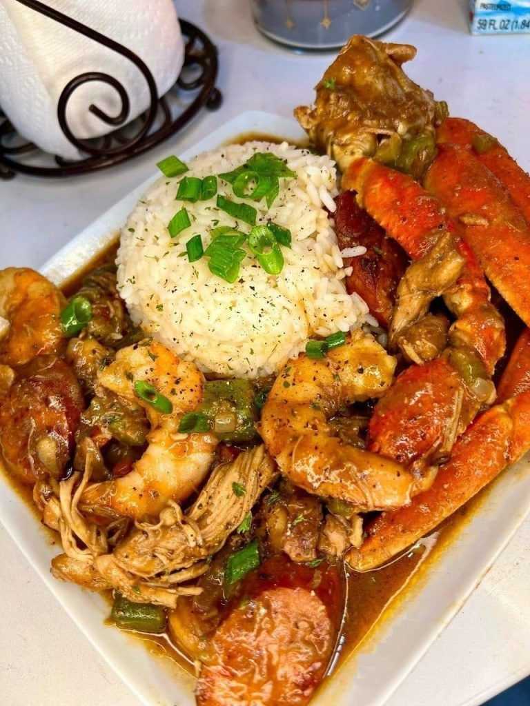 Seafood gumbo