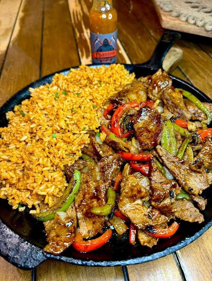 Steak fajitas with rice