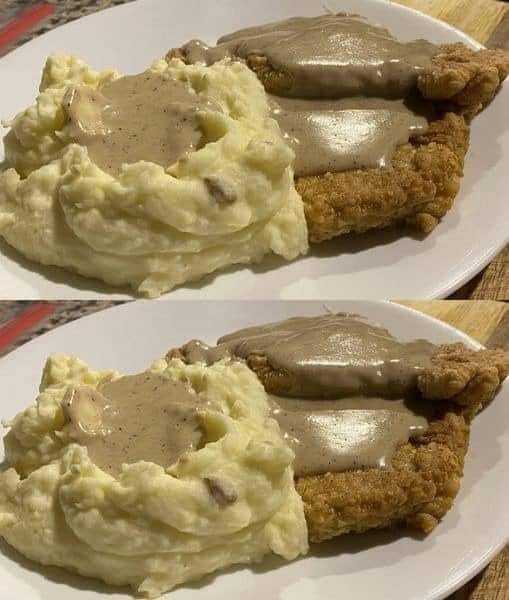 Chicken-Fried Steak with Mashed Potatoes and Gravy !!