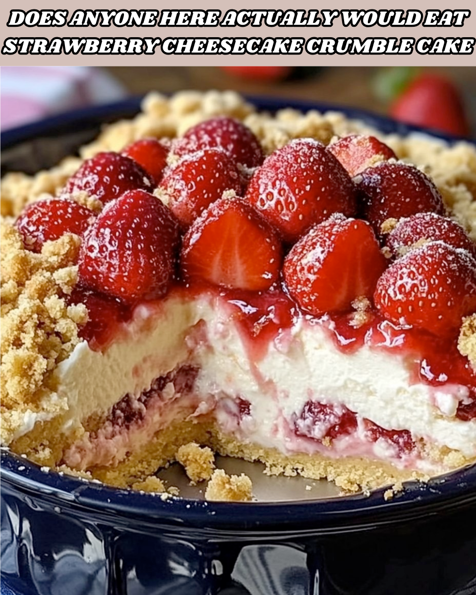 Strawberry Cheesecake Crumble Cake