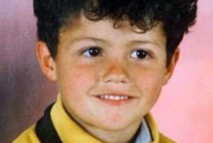 The child in this picture grew up to become the most famous man in the world!